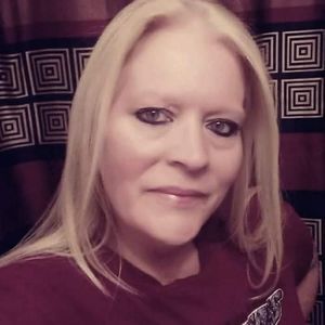 Meet your Posher, Annette